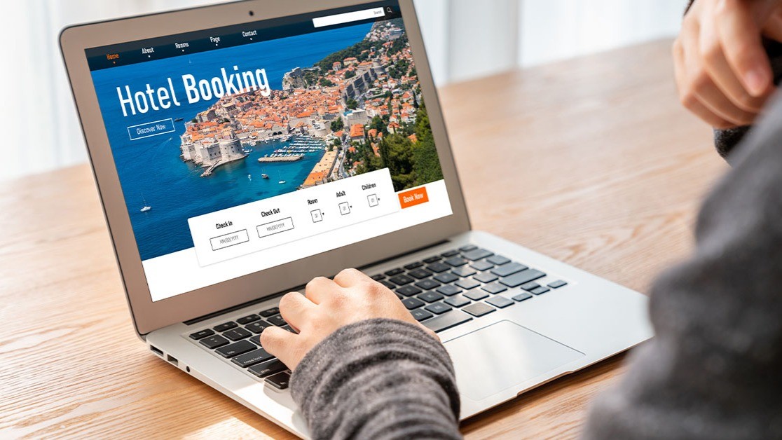 برنامج إدارة الفنادق 